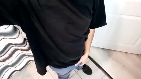 Snapshot of att4life3217 chatting on October 17, 6:43 pm att4life3217 online show from October 17, 6:43 pm