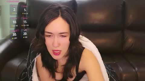 Snapshot of audradeer chatting on November 17, 2:45 pm audradeer online show from November 17, 2:45 pm