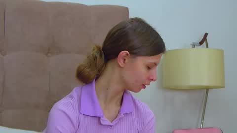 Audrey online show from February 19, 7:04 am