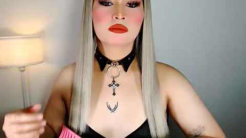 Audrey online show from March 17, 7:33 am