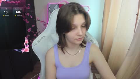 Snapshot of audreyykim chatting on April 10, 8:19 am Audrey online show from April 10, 8:19 am