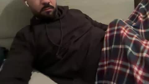 Snapshot of augustload chatting on November 20, 12:00 am AugustLoad online show from November 20, 12:00 am