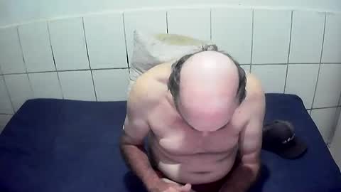 cesar augusto online show from July 3, 7:31 pm