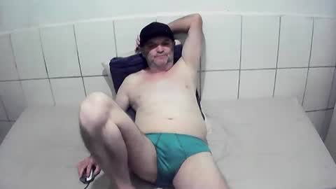cesar augusto online show from July 15, 11:32 pm
