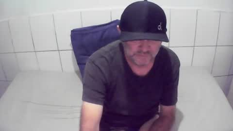 cesar augusto online show from July 23, 11:24 pm