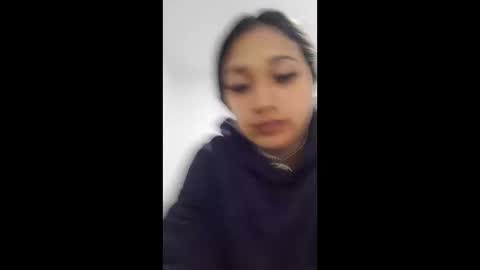 Snapshot of aura_cute_ chatting on April 30, 9:59 am aura_cute_ online show from April 30, 9:59 am