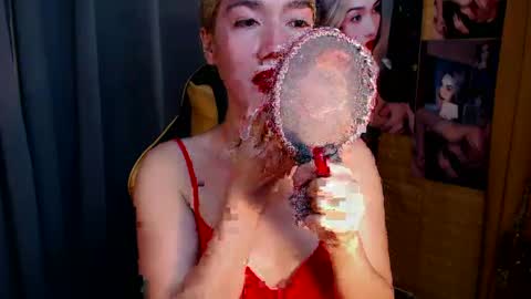 Snapshot of aurakharisma_xx chatting on March 2, 5:23 am Miss awra online show from March 2, 5:23 am