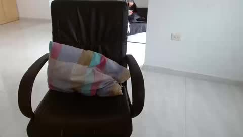 Snapshot of aureliv1 chatting on September 9, 12:37 pm Aureliano online show from September 9, 12:37 pm