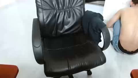 Snapshot of aureliv1 chatting on September 13, 11:37 pm Aureliano online show from September 13, 11:37 pm