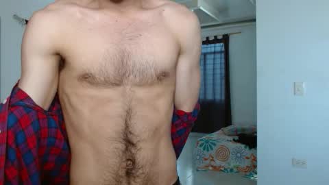 Snapshot of aureliv1 chatting on October 8, 9:34 pm Aureliano online show from October 8, 9:34 pm