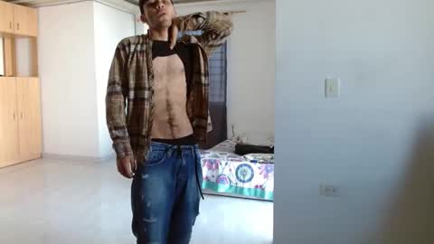 Snapshot of aureliv1 chatting on October 18, 8:42 pm Aureliano online show from October 18, 8:42 pm