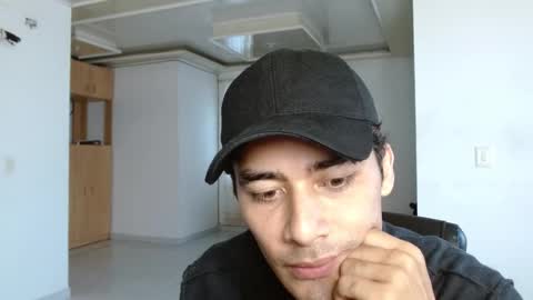 Snapshot of aureliv1 chatting on March 11, 10:38 pm Aureliano online show from March 11, 10:38 pm