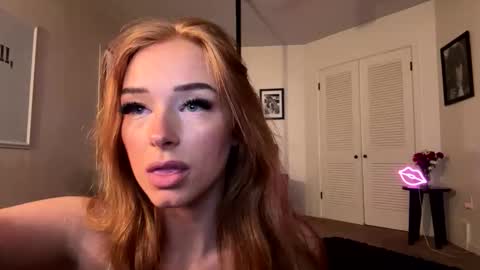 auriamist online show from March 3, 2:18 am