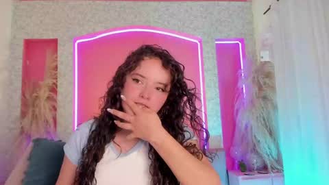 Snapshot of aurora_aaa chatting on January 20, 7:46 pm Aurora online show from January 20, 7:46 pm