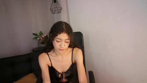 Snapshot of aurora_ath chatting on December 21, 4:52 am Aurora ath online show from December 21, 4:52 am