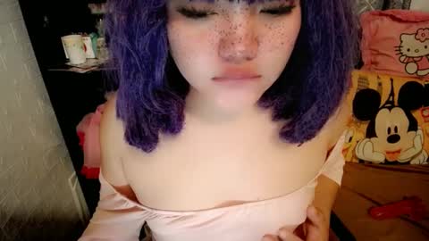 Snapshot of aurora_more chatting on February 20, 11:43 pm cute online show from February 20, 11:43 pm