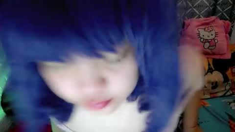 Snapshot of aurora_more chatting on October 18, 12:57 am cute online show from October 18, 12:57 am