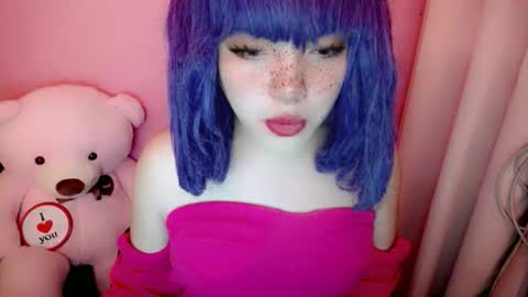 cute online show from April 21, 4:52 am