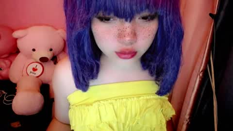 cute online show from July 18, 12:26 am