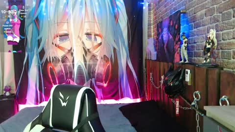 AURORA NATSUKI online show from February 5, 1:00 pm