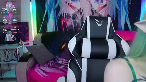 Snapshot of aurora_natsuki chatting on July 12, 9:22 am AURORA NATSUKI online show from July 12, 9:22 am