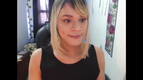 Snapshot of auroraaddams chatting on October 26, 5:52 pm AURORA online show from October 26, 5:52 pm