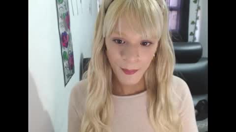 Snapshot of auroraaddams chatting on November 12, 6:52 pm AURORA online show from November 12, 6:52 pm