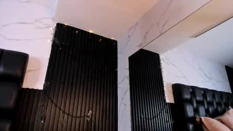 Snapshot of aurorabon chatting on September 18, 11:51 pm Aurora online show from September 18, 11:51 pm