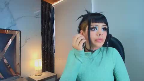 Aurora Diaz online show from July 28, 6:20 pm