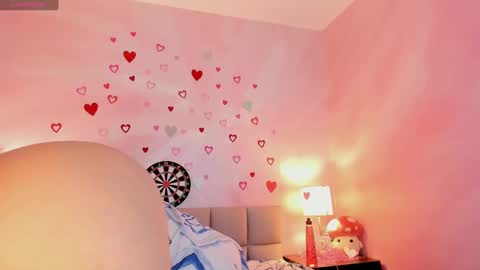 Aurora online show from February 12, 10:48 pm