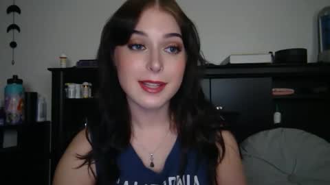 Snapshot of auroralightz1 chatting on October 19, 1:17 am auroralightz1 online show from October 19, 1:17 am