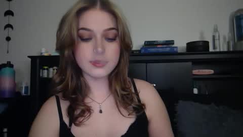 Snapshot of auroralightz1 chatting on February 26, 9:03 pm auroralightz1 online show from February 26, 9:03 pm