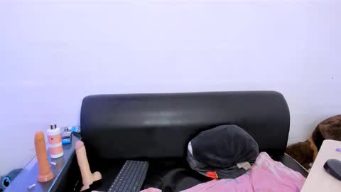 INSTAGRAM AURORA MCRY online show from December 28, 8:16 am