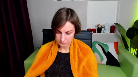 Snapshot of aurorascript chatting on December 14, 7:14 pm Aurora online show from December 14, 7:14 pm