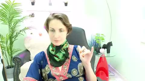 Snapshot of aurorascript chatting on November 17, 3:07 pm Aurora online show from November 17, 3:07 pm