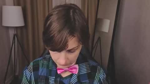 Snapshot of aurorascript chatting on November 24, 8:52 pm Aurora online show from November 24, 8:52 pm