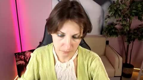 Aurora online show from March 3, 6:36 pm