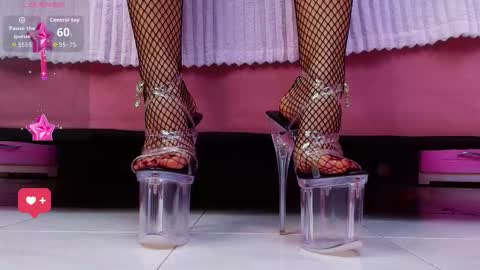 Aurora online show from October 28, 1:36 pm