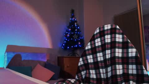 Snapshot of auroraunique chatting on January 18, 6:34 am Aurora online show from January 18, 6:34 am