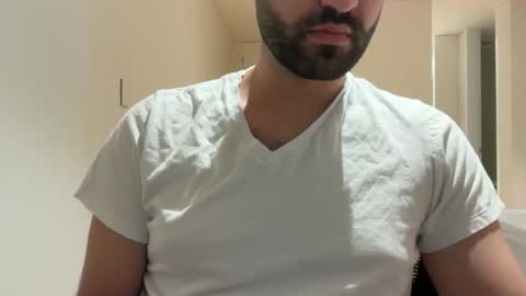 Snapshot of aussie099 chatting on November 24, 12:16 pm aussie099 online show from November 24, 12:16 pm