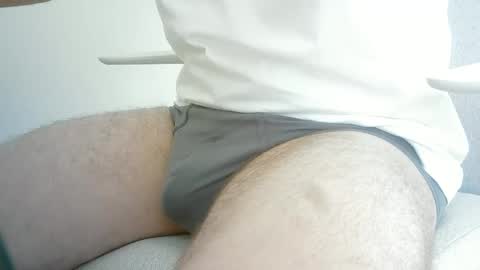 Snapshot of aussie5892 chatting on January 9, 5:23 am Justin online show from January 9, 5:23 am