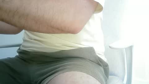 Snapshot of aussie5892 chatting on February 2, 3:16 am Justin online show from February 2, 3:16 am