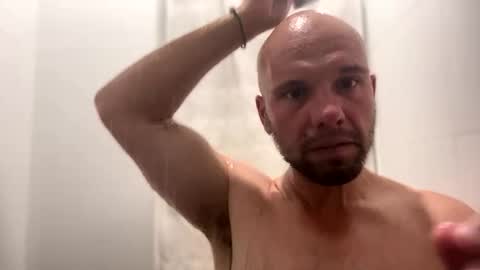 Snapshot of aussieboycal chatting on December 5, 11:52 am aussieboycal online show from December 5, 11:52 am