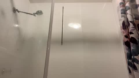 Snapshot of aussielovingxxx chatting on November 4, 8:57 am Milf4u online show from November 4, 8:57 am