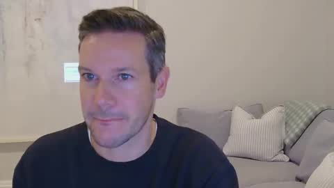 aussiesurfer0000 online show from May 5, 11:57 pm
