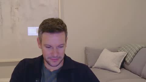 aussiesurfer0000 online show from May 15, 5:14 am