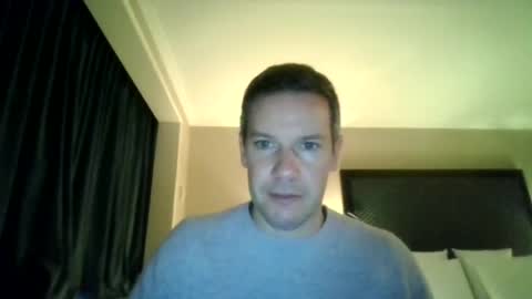 aussiesurfer0000 online show from July 28, 4:19 am