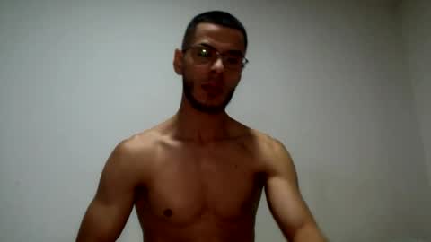 austin0613 online show from June 7, 5:44 am