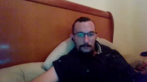 Snapshot of author980 chatting on September 14, 11:42 am author980 online show from September 14, 11:42 am