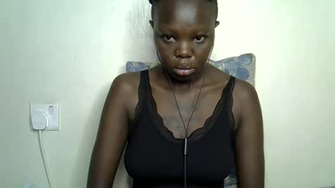 autumnbeagle online show from December 4, 8:34 am